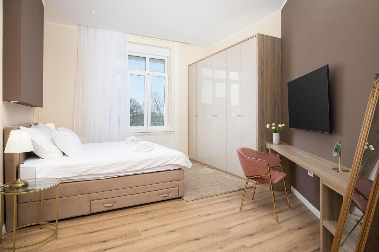 Ferienwohnung Grand Munz Pula Exterior foto